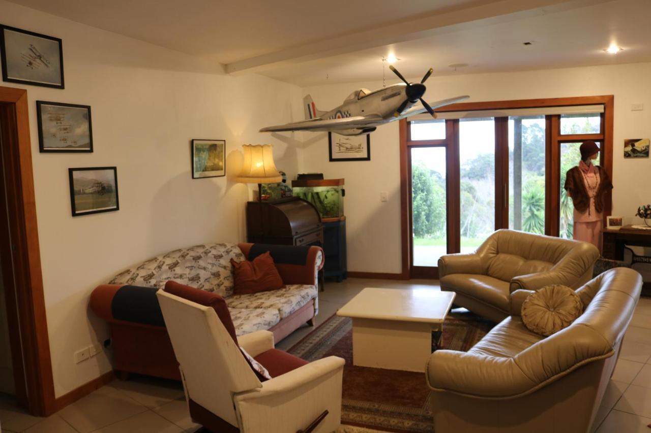 Waiotahi Valley Lodge เทมส์ ภายนอก รูปภาพ